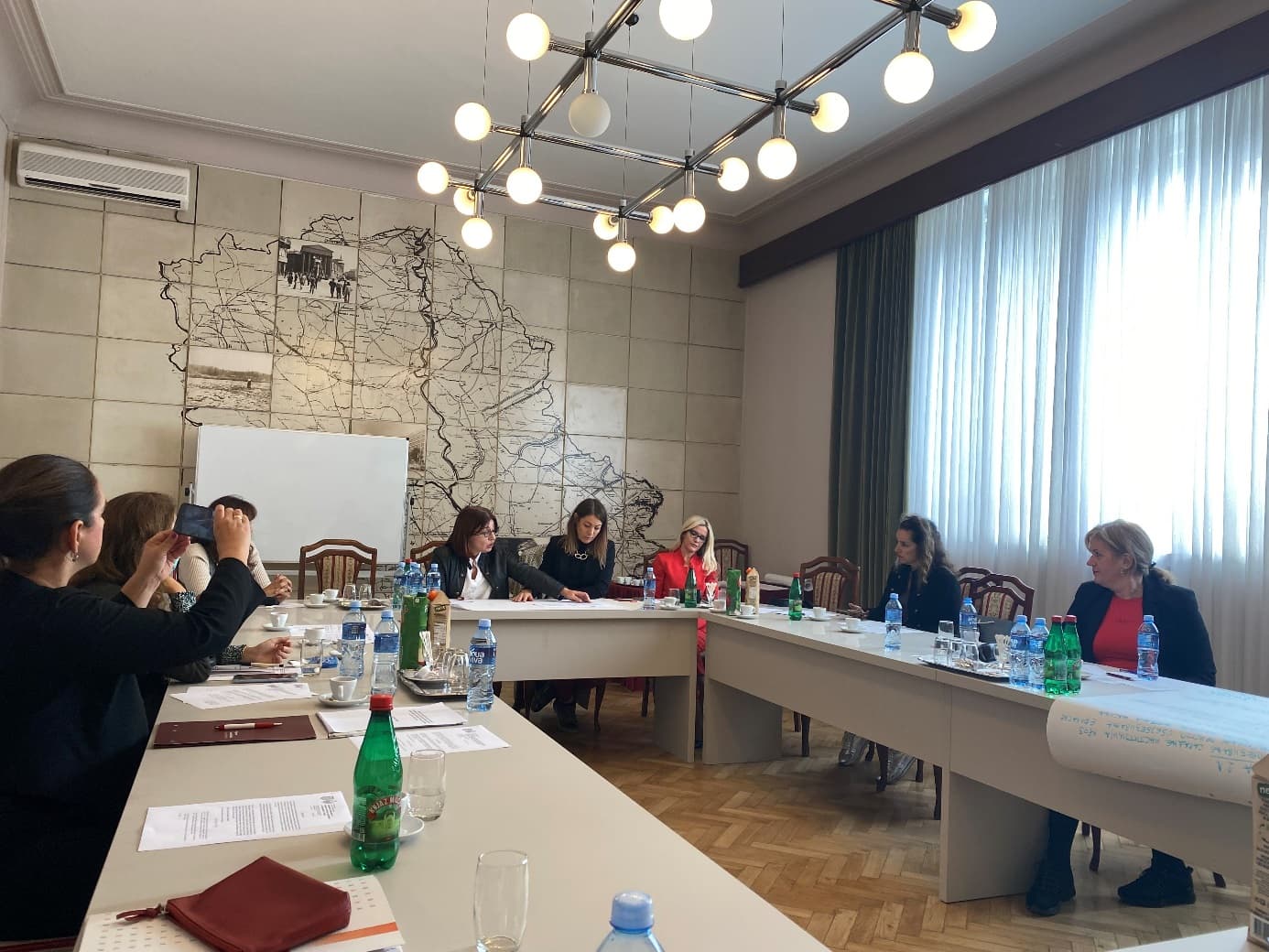 Vest sa sastanka Radne grupe — naslovna