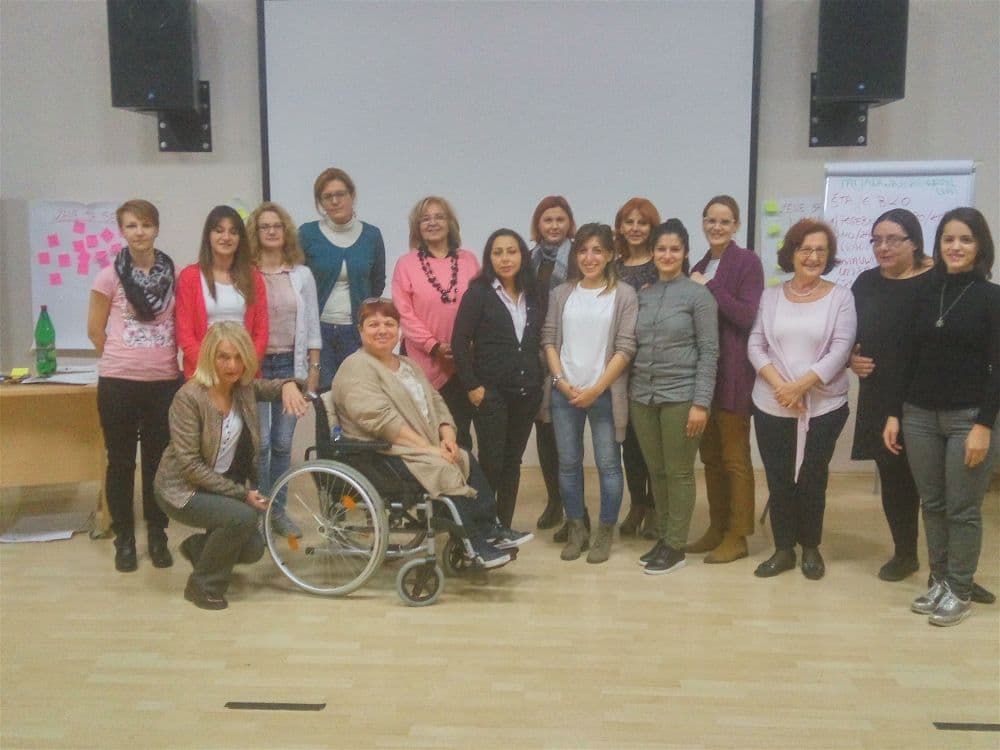 Trening za trenerice u okviru projekta “Integrisani odgovor na nasilje nad ženama u Vojvodini – 2 faza” — naslovna